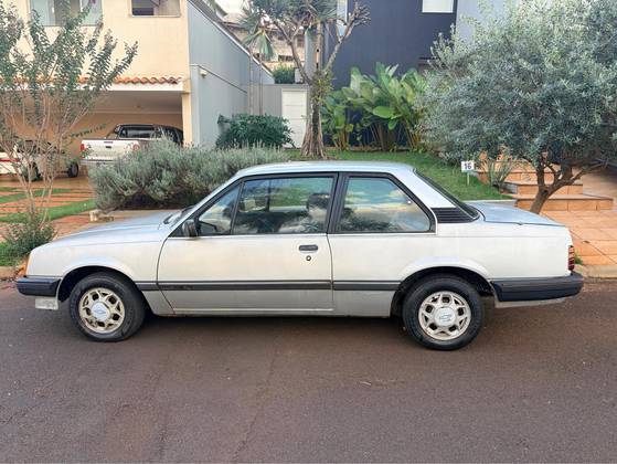 CHEVROLET MONZA 1.8 SL/E 8V ÁLCOOL 2P MANUAL CHEVROLET MONZA 1.8 SL/E 8V ÁLCOOL 2P MANUAL